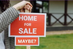 SHOULD YOU SELL OR STAY? QUIZ - LEAD MAGNET FOR REAL ESTATE AGENTS